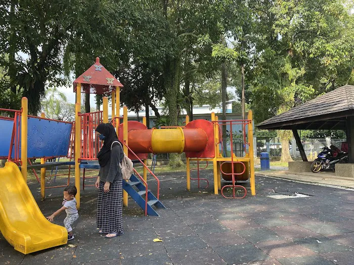 Taman Tasik Kota Kemuning Picture 6
