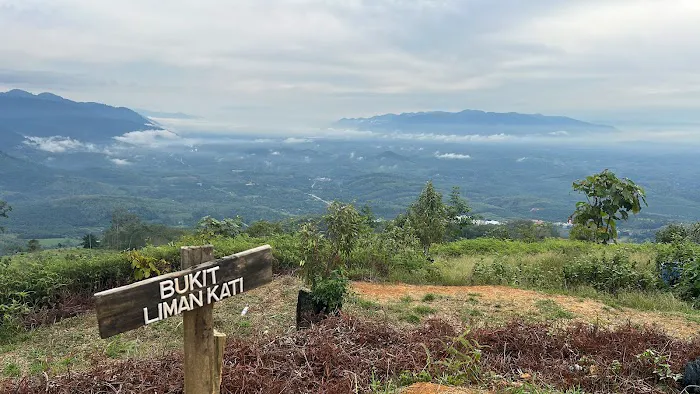 Liman Kati Hill Viewpoint Picture 3