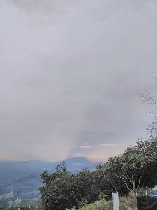 Puncak Bukit Liman Kati (510meter) Picture 1