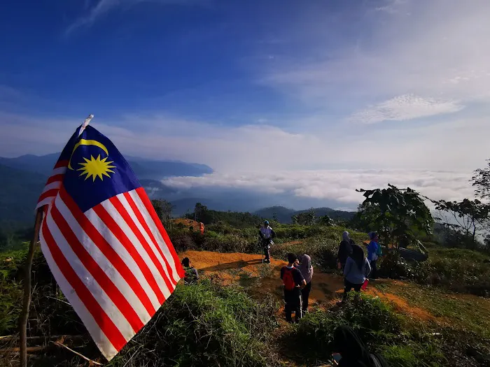 Bukit Liman Hiking Track Picture 5