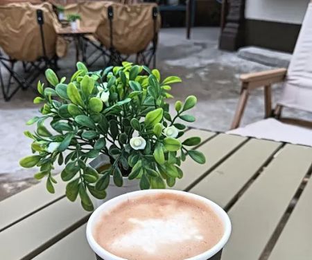 R'$ Boutique Cafe