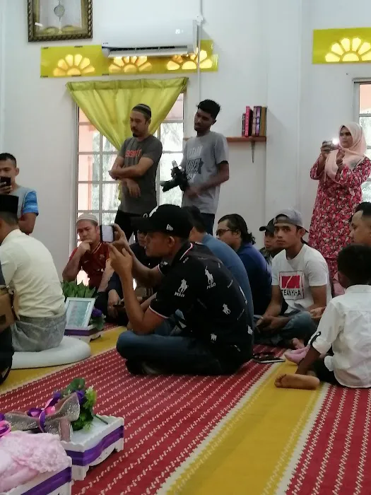 Surau Al Falah Kampung Lalang Picture 4