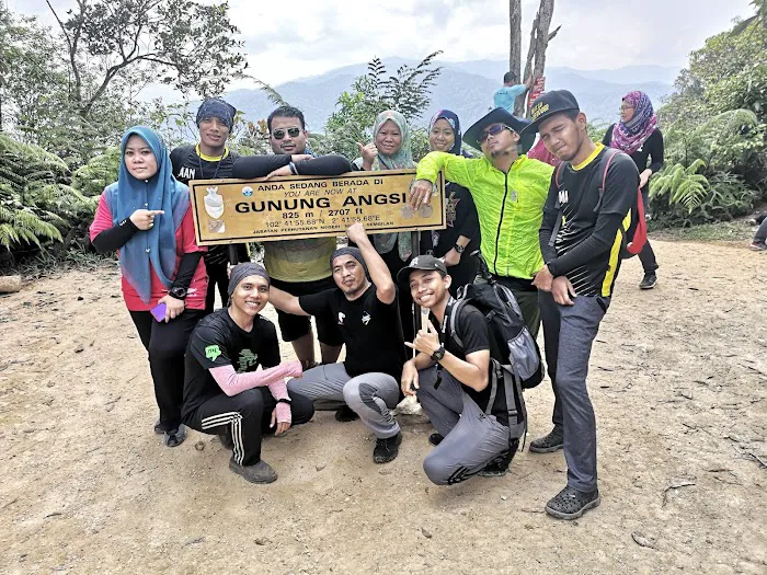 Gunung Angsi Peak Picture 9
