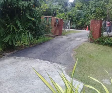 Surau Kampung Sungai Tawang