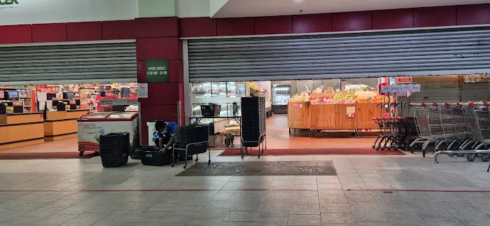 Tropics Shopping Center Picture 9