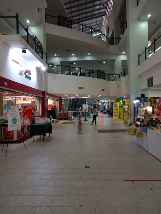 Perdana Shopping Centre Picture 3