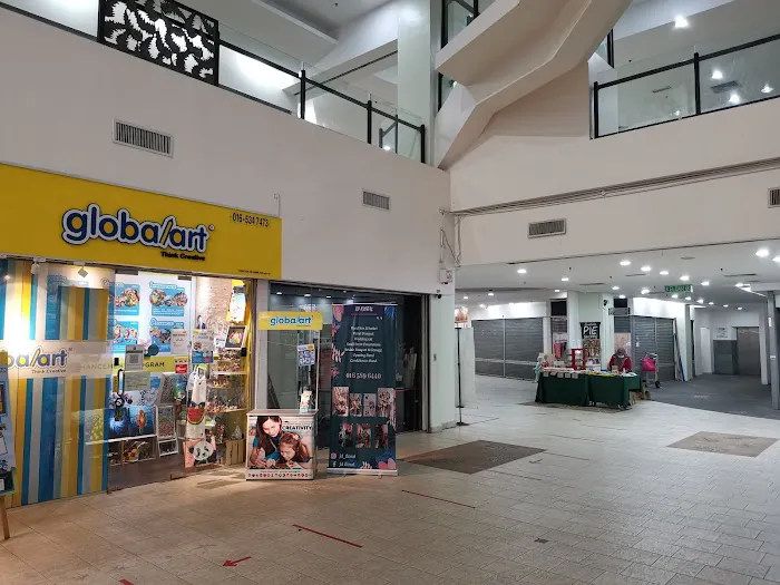 Perdana Shopping Centre Picture 5