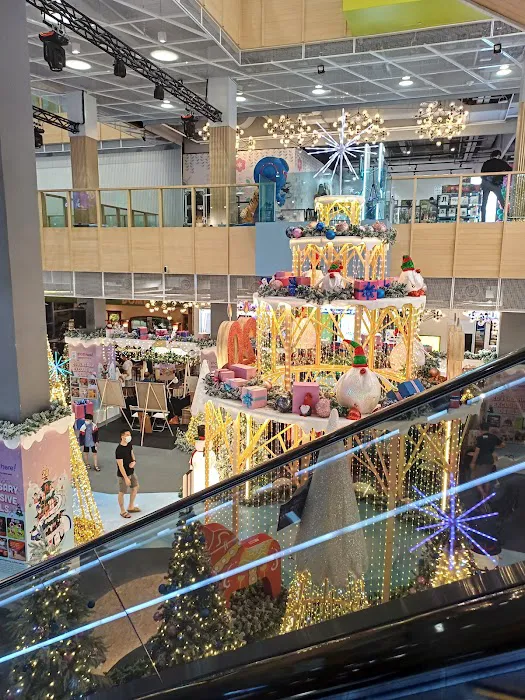 IPC Shopping Centre Picture 6