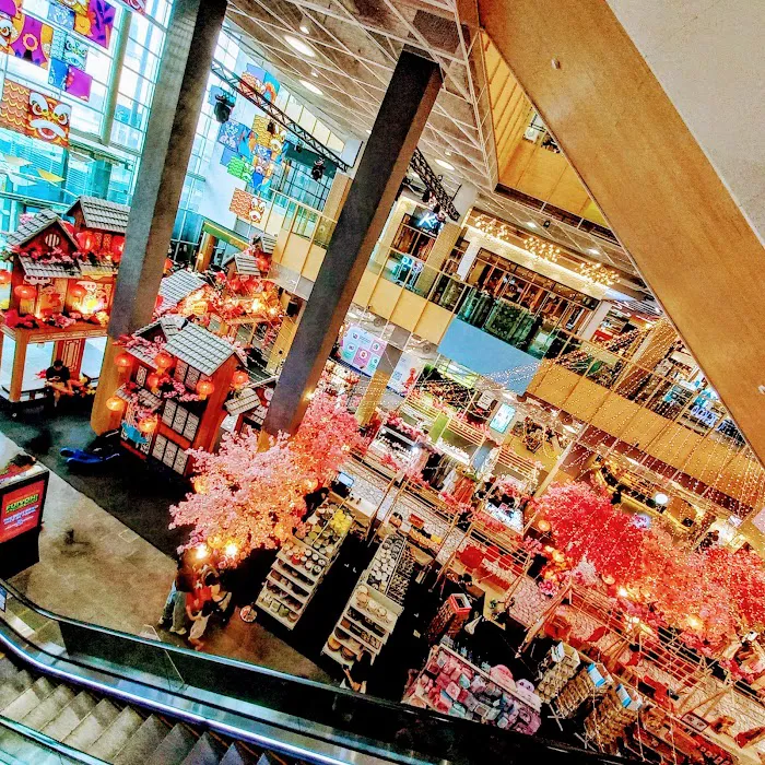 IPC Shopping Centre Picture 9
