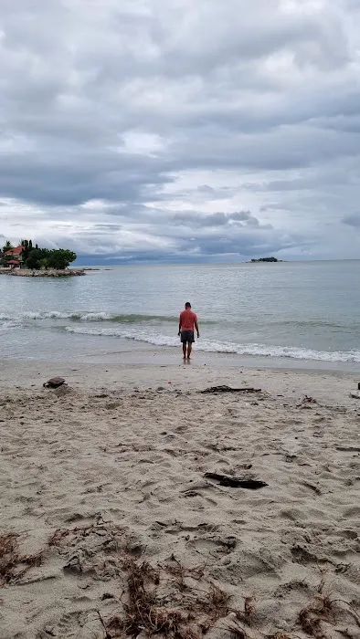 Tanjung Bungah Public Beach Picture 9