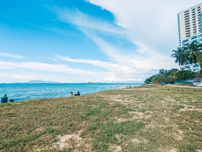 Tanjung Bungah Public Beach Picture 4