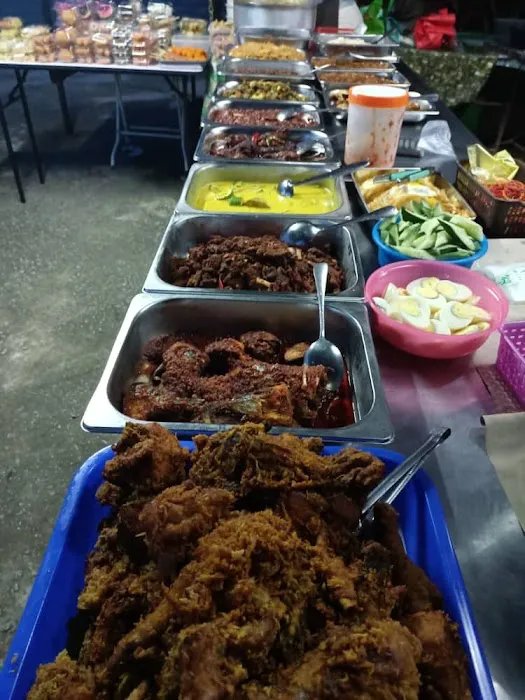 Nasi Lemak Daun Pisang Tinija Picture 4