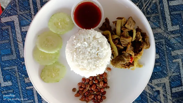 Nasi Lemak Daun Pisang Tinija Picture 10