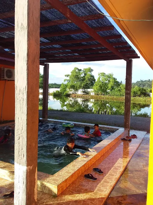 Bayu Samudera Chalet Picture 4