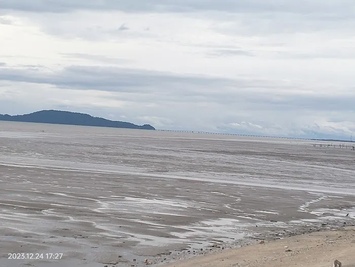 Pantai Murni Beach Picture 1