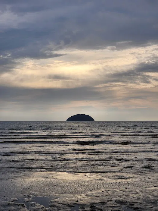 Pantai Murni Beach Picture 6