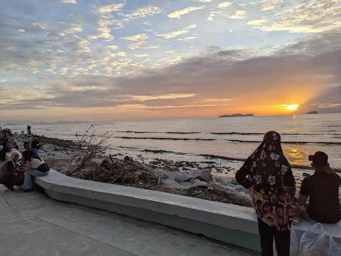 Pantai Murni Beach Picture 9