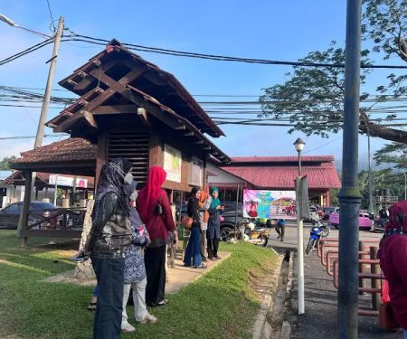 Surau Kampung Padang Perdana