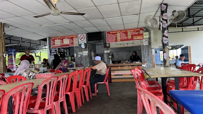 Nasi lemak Kak Leha Picture 3