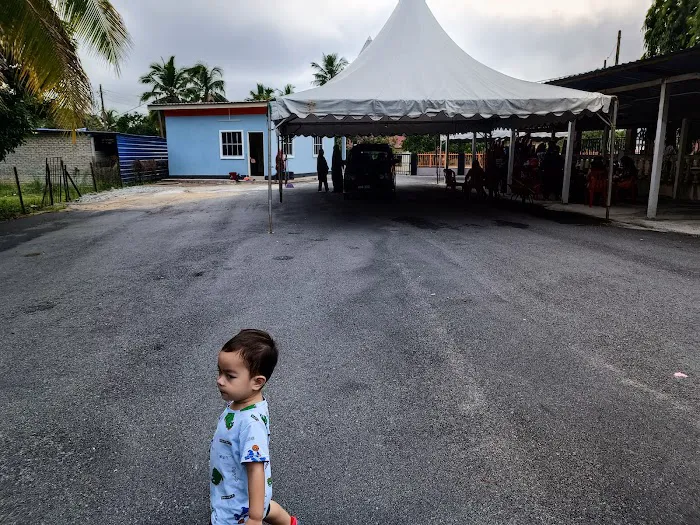 Masjid Felda Chemomoi Picture 5