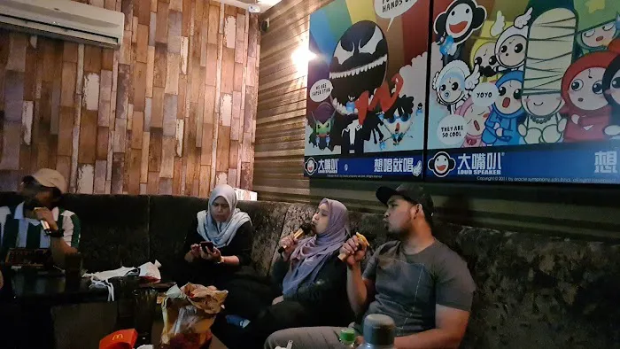 Loud Speaker SS15 Courtyard Subang (Family Karaoke) Picture 4