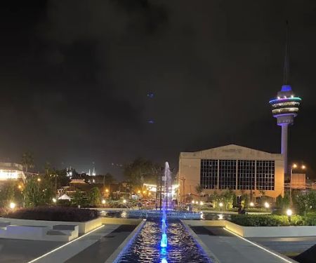 Taman Kompleks Teruntum