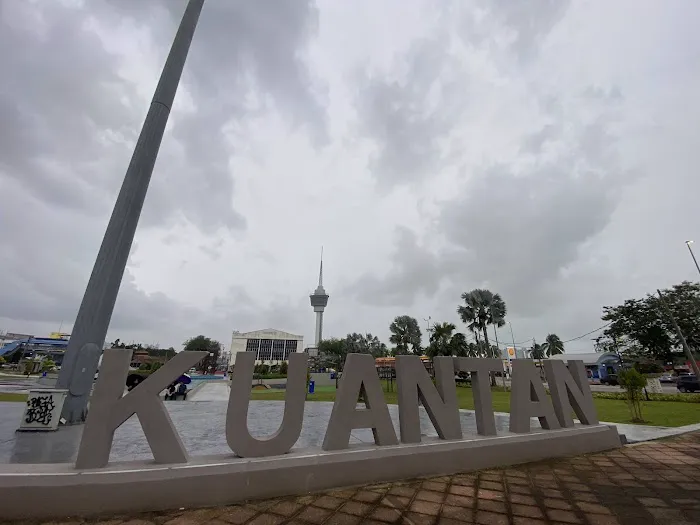Taman Kompleks Teruntum Picture 8