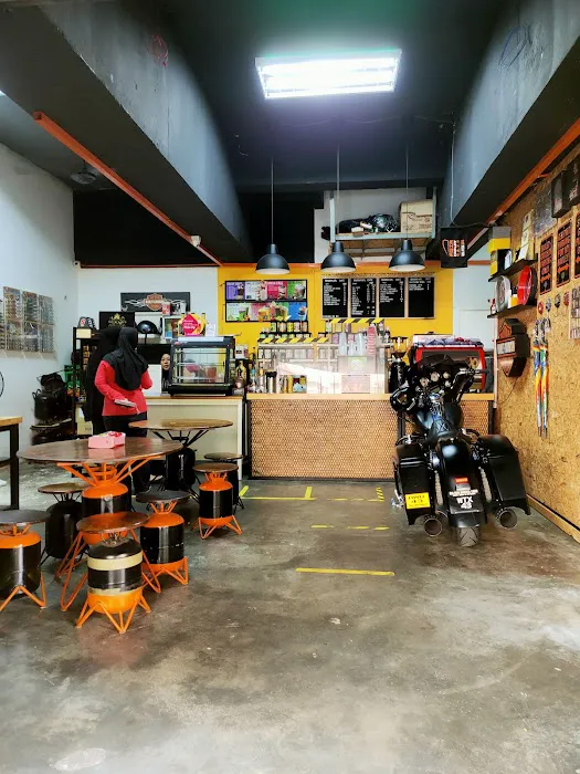 Mama Karl Cafe KL Picture 2