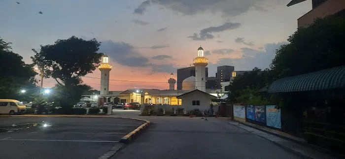 Al Mukminun Mosque Picture 2