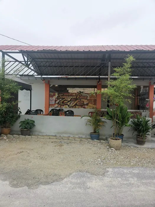 Tempayan Emas Cafe Picture 5
