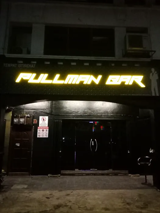 PULLMAN BAR Picture 1