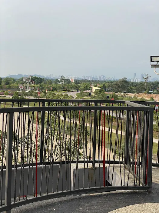 Serenia City Central Park Picture 3