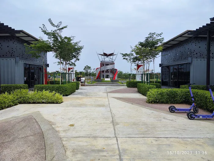 Serenia City Central Park Picture 5