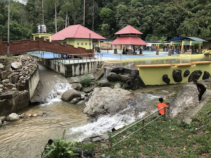Ulu Bendul-Angsi trailhead Picture 1