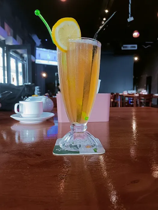 Thirsty Garden Sports Bar & Kitchen Picture 5
