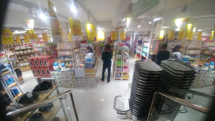 BUYANDSAVESTORE Picture 7