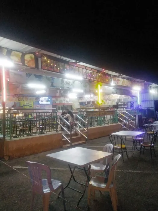Madeena Maju Bistro Picture 9