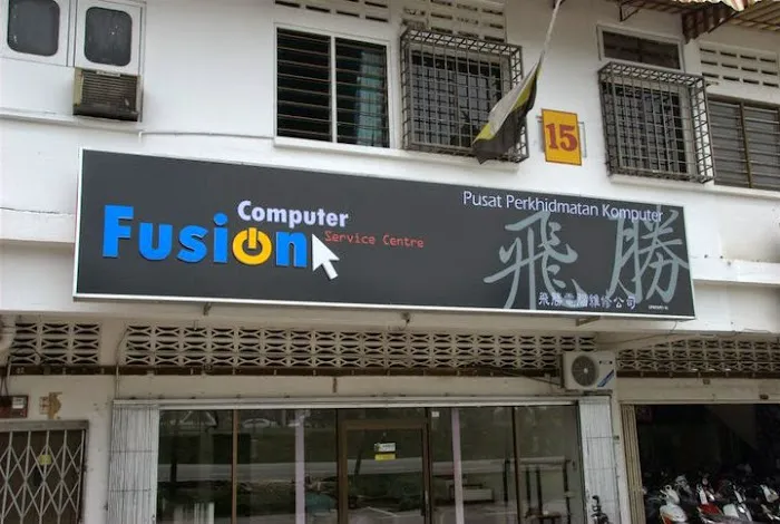 Fusion Computer Service Centre Picture 7