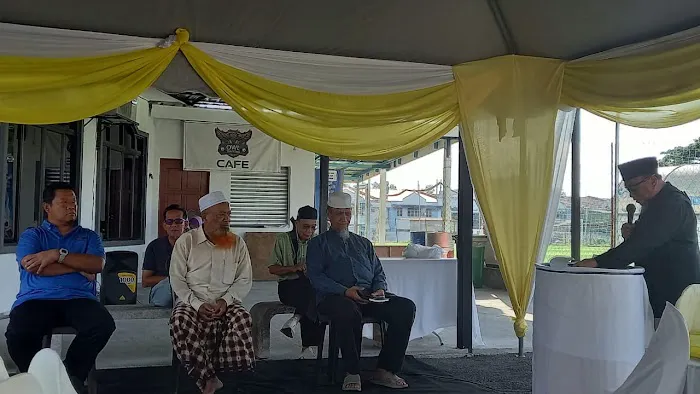 Surau Arena Owl Trafford Picture 2