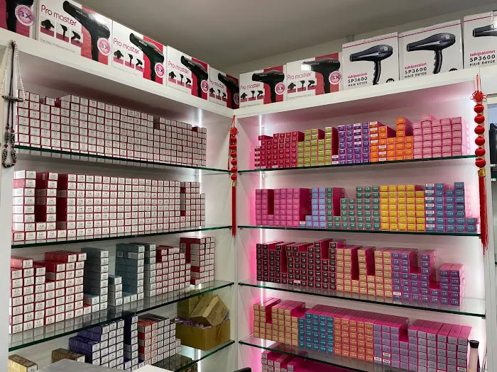 JS Shampoo Shop Picture 10