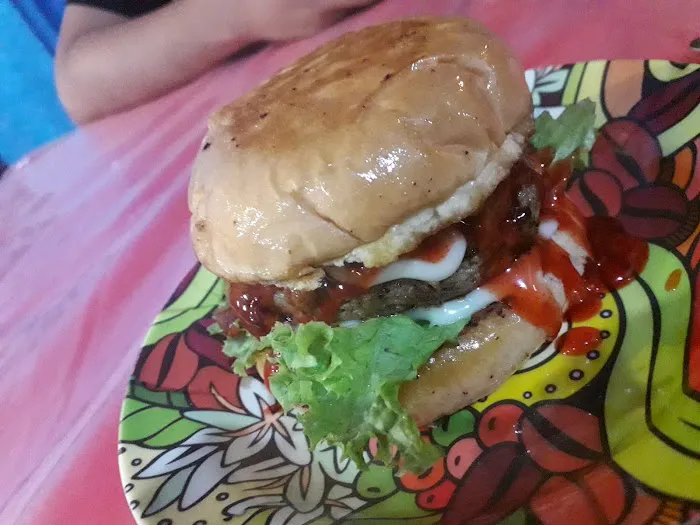 Chezzy Burger Kuala Lipis Picture 1