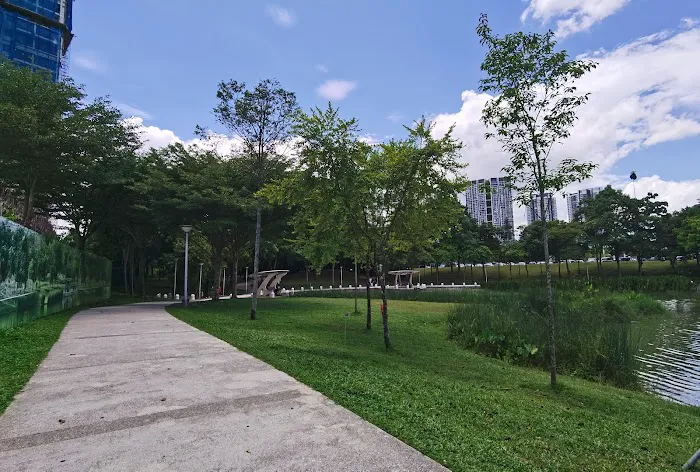 The Central Park Picture 1