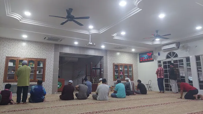 Surau Al-Aziziah Picture 4