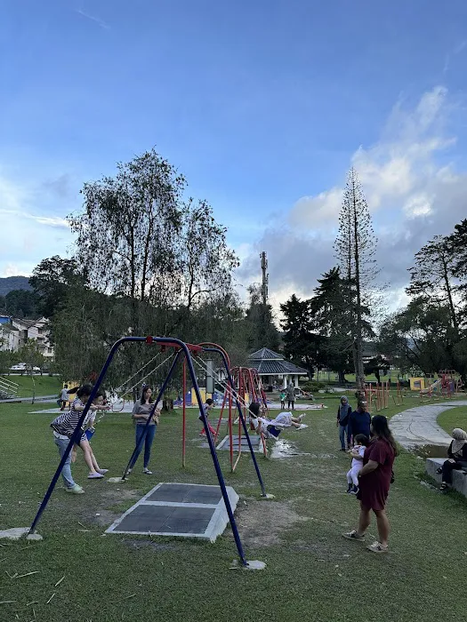 Coronation Park (Taman Pertabalan) Tanah Rata Picture 2