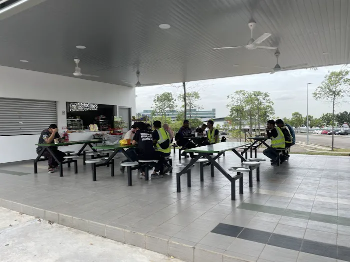 Sri Kelisa (Cawangan Masjid Perodua) - Nasi kukus Ayam berempah Picture 3