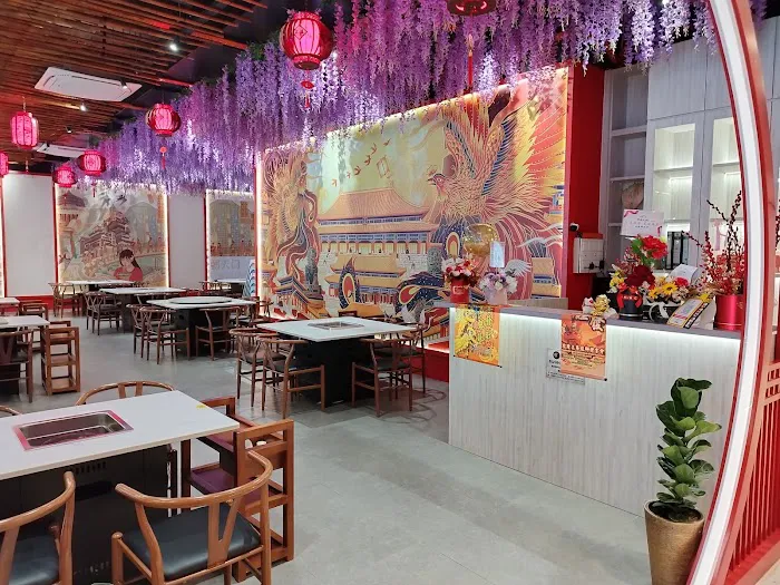 Sanctuary Mall Picture 4