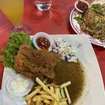 Kedai Makan Bawah Jambatan