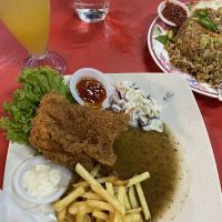 Kedai Makan Bawah Jambatan ico
