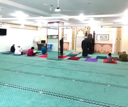 Surau At-Taqwa Mahasa Villa