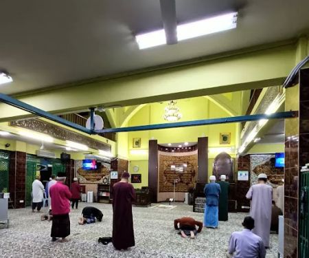 Masjid Kariah • Batu 10 Cheras